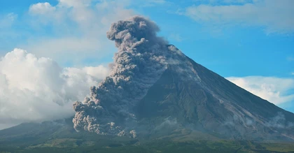 Philippines restricts excursions to Mayon: what to check before booking a trip