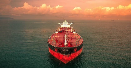 Oil resumed growth amid new risks in Hormuz and declining US inventories